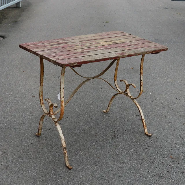 TRÄDGÅRDSBORD, 1900-tal.