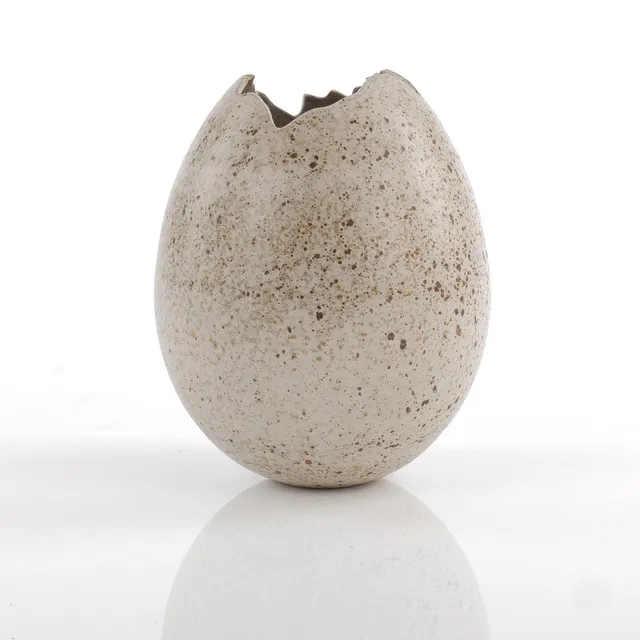 PETER IVERSEN. Ägg, stengods, signerad.
