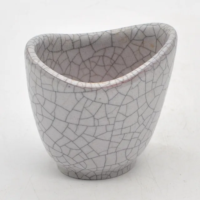 FRIDEGART GLATZLE (1920-2015). KARLSRUHER MAJOLIKA, DESIGNERVASE, KERAMIK, HANDBEMALT, MIT CRACKLE GLAZE, 1956.
