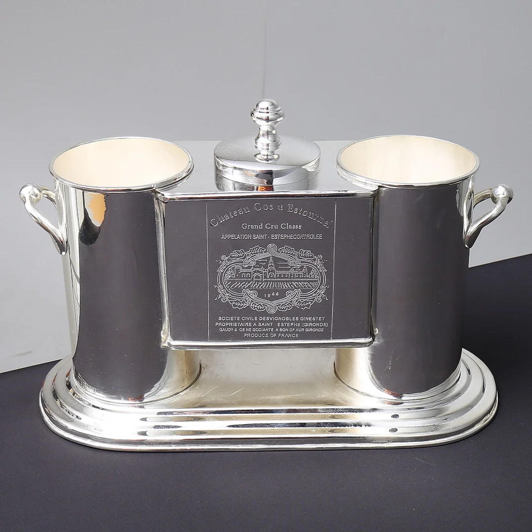 VINKYLARE, för två flaskor, nysilver, samtida. — Silver plated — Auktionshuset Kolonn