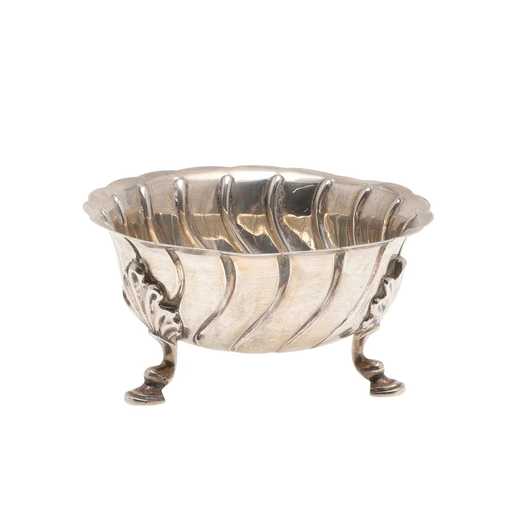 AN EDWARDIAN SILVER BOWL. — Silver — Lawrences Auctioneers