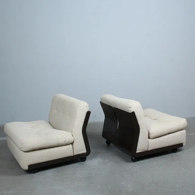 MARIO BELLINI. SESSEL/MODULARES SOFA. 2 Teile, Modell „Amanta“. C&B Italien, 1960er.