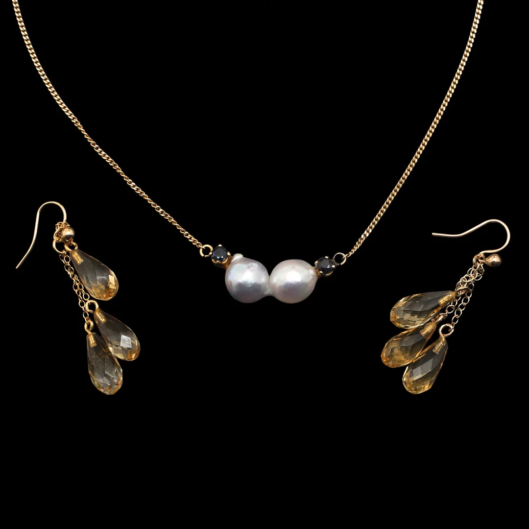 A 14CT GOLD AND BAROQUE CULTURED PEARL NECKLACE AND A PAIR OF CITRINE EARRINGS. — Necklace — Lawrences Auctioneers