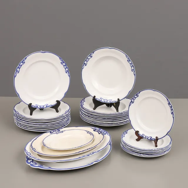 DELAR TILL MATSERVIS, 32 st. "Dresden", Villeroy & Boch, jugend, sekelskiftet 1900.