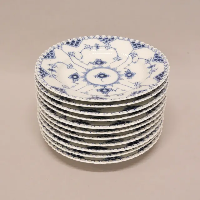 FÖRRÄTTSTALLRIKAR, "MUSSELMALET", HELBLOND, ROYAL COPENHAGEN, 11 STYCKEN.