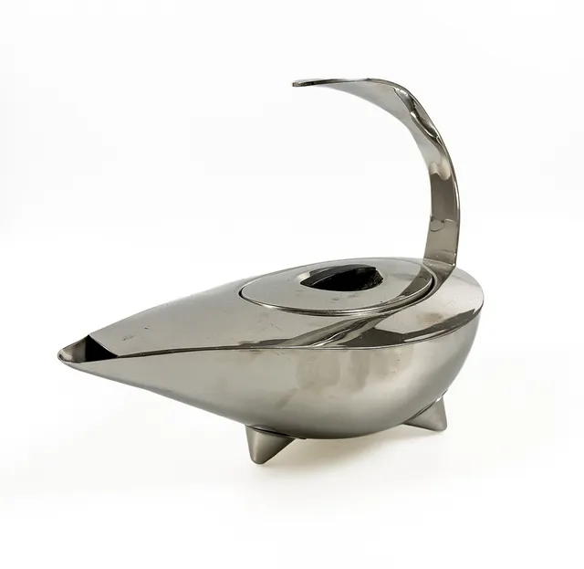 CARSTEN JÖRGENSEN. TEKANNA, rostfritt stål, "Naoko", Bodum.