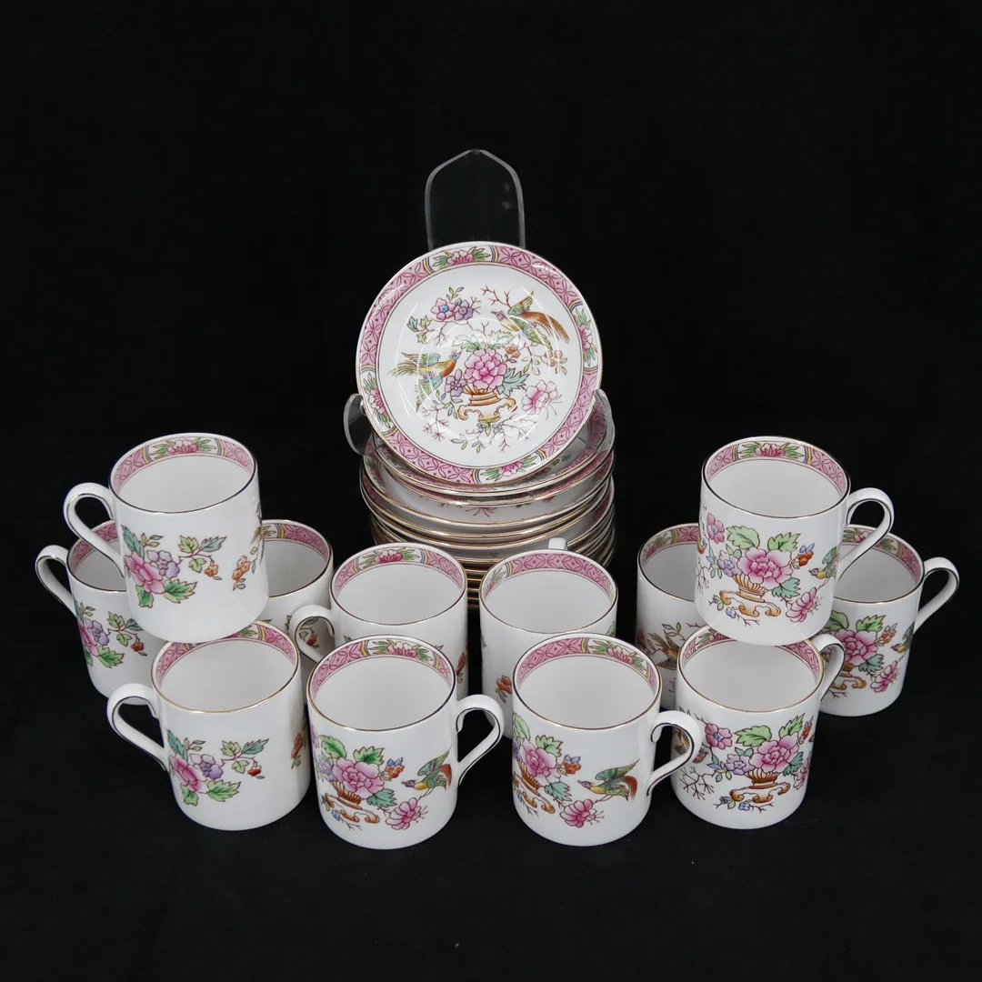 KAFFESERVIS, 24 delar, "Royal Tuscan", Wedgewood, England. — European — Höganäs Auktionsverk