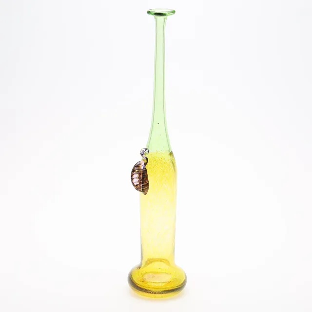 BERTIL VALLIEN. VAS, glas, " Windpipe", Kosta Boda, signerad och numrerad.
