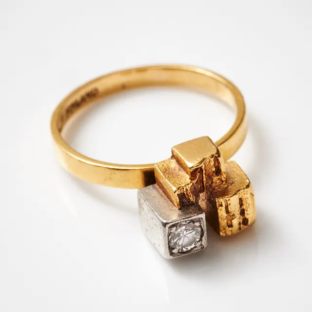 BJÖRN WECKSTRÖM. "Diamond Turret", ring, 18 k röd/vitguld, briljant ca 0,10 ct, Kruunu-Koru OY, Lapponia Jewelry OY, Helsingfors 1963-1974, stämpelmärkt BW, svensk kontrollstämpel, års- och stadsstämpel saknas.