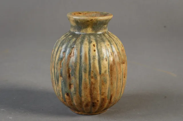 Bode Willumsen. Vase af stentøj