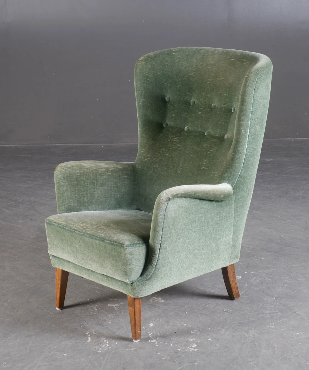 Lænestol betrukket med velour, 1940-50'erne — Furniture/Lounge chairs — Lauritz