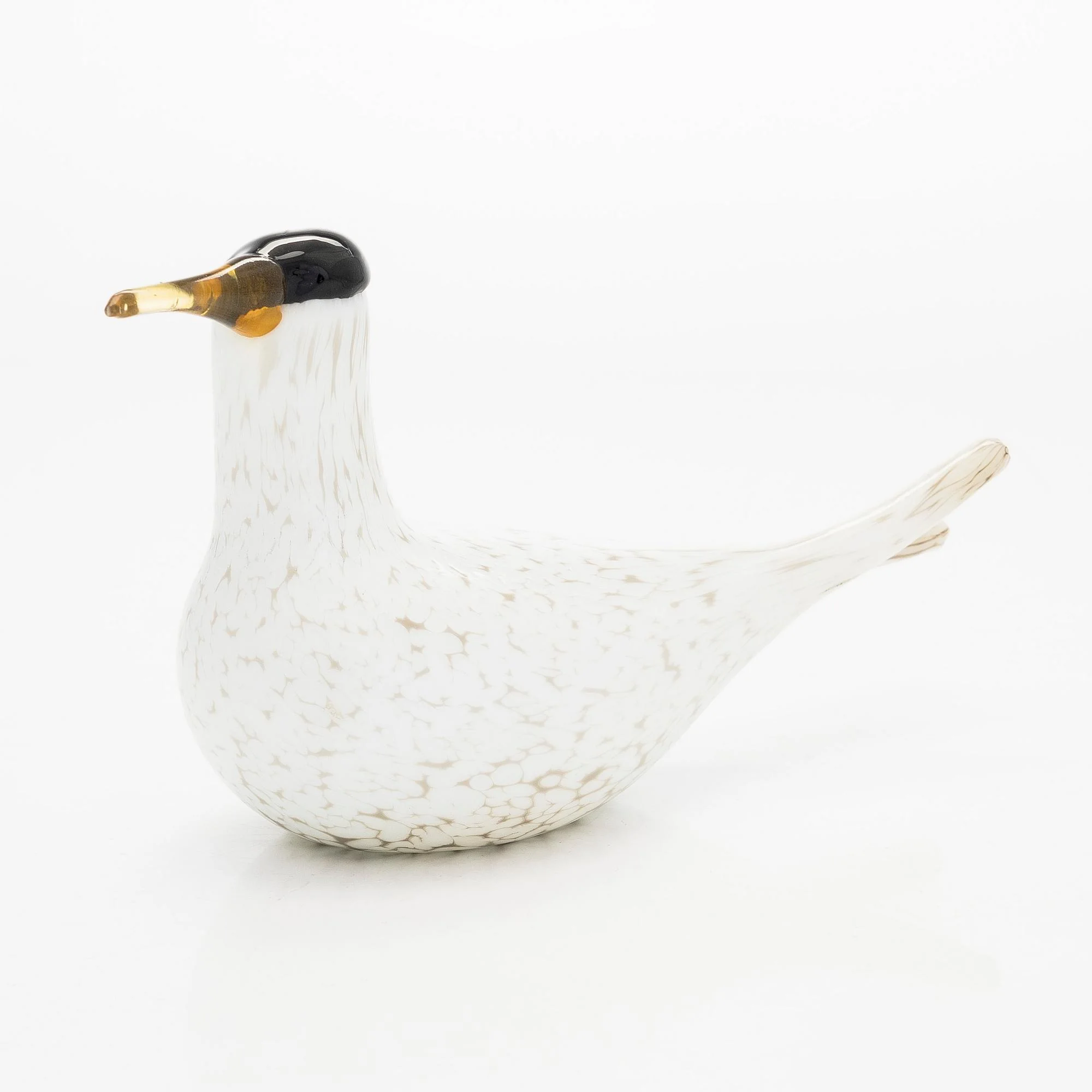 Oiva Toikka, årsfågel "Arctic tern", signerad O. Toikka Nuutajärvi 2000. — Design/Glas — Bukowskis