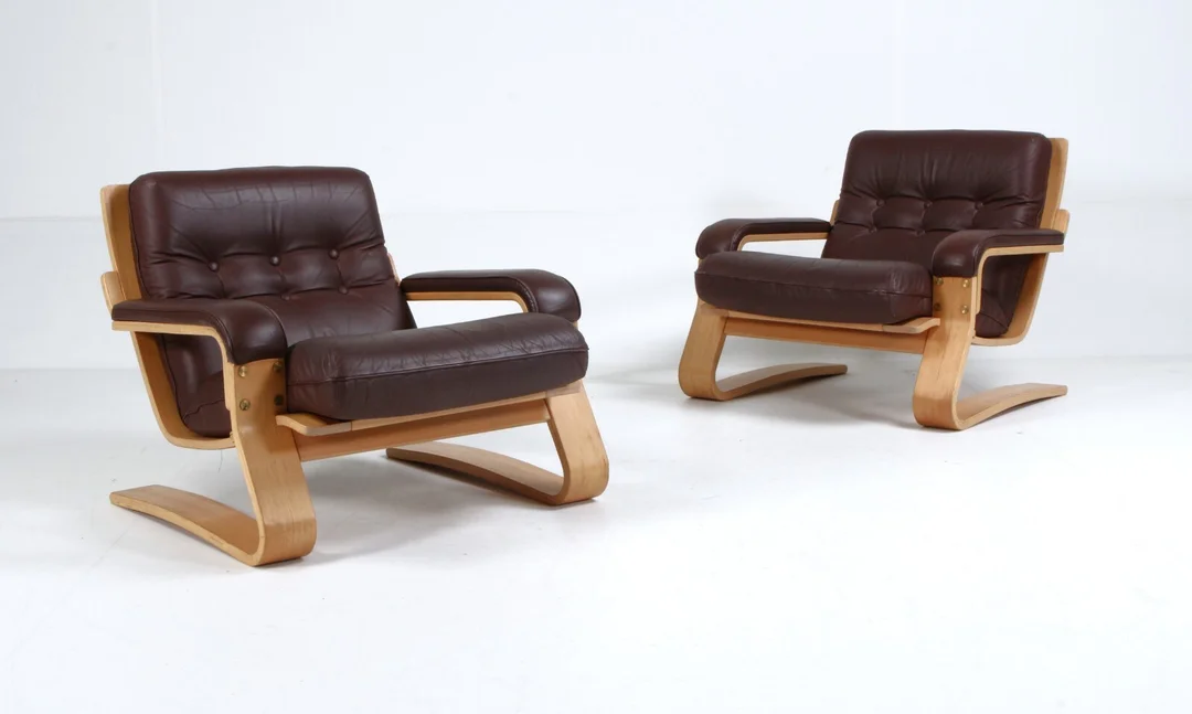 Scandinavian furniture design. A pair of Oregon pine armchairs, 1970s (2) — Furniture/Lounge chairs — Lauritz