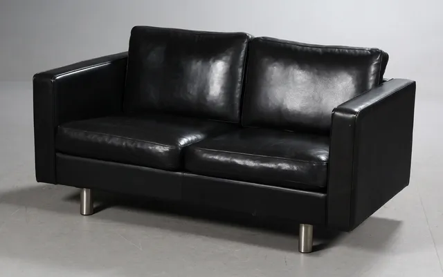 Mogens Hansen. Fritstående to-pers. sofa, model 321/2