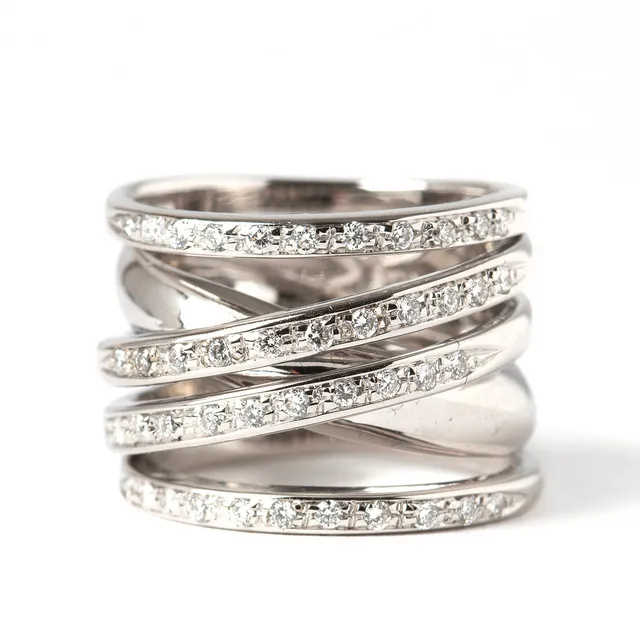 RING, 18K vitguld med briljantslipade diamanter totalt ca 0.50 ct.