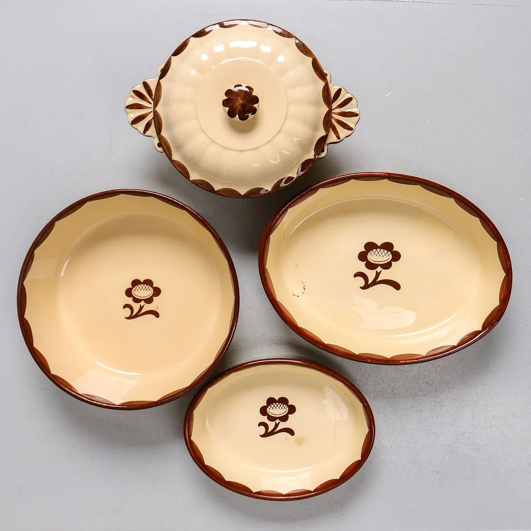 WILHELM KÅGE. "Pyro", servisdelar, 4 st, Gustavsberg, 1929-1955. — European — Formstad Auktioner