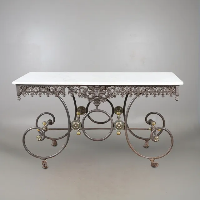A FRENCH WROUGHT IRON AND MARBLE PATISSERIE OR CONSOLE TABLE.