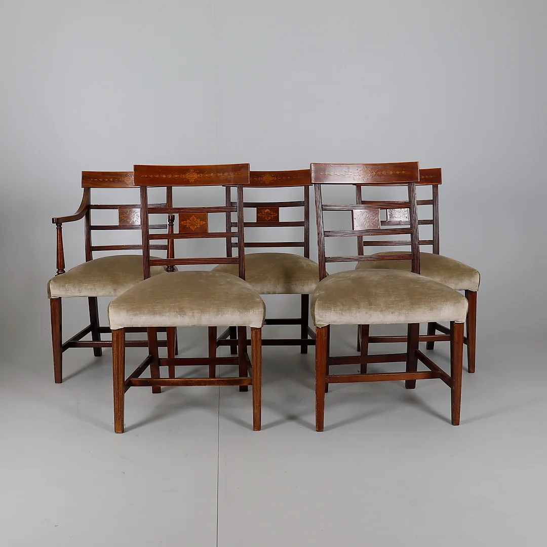 A SET OF FIVE MAHOGANY DINING CHAIRS. — Armchairs & Chairs — Dreweatts Online