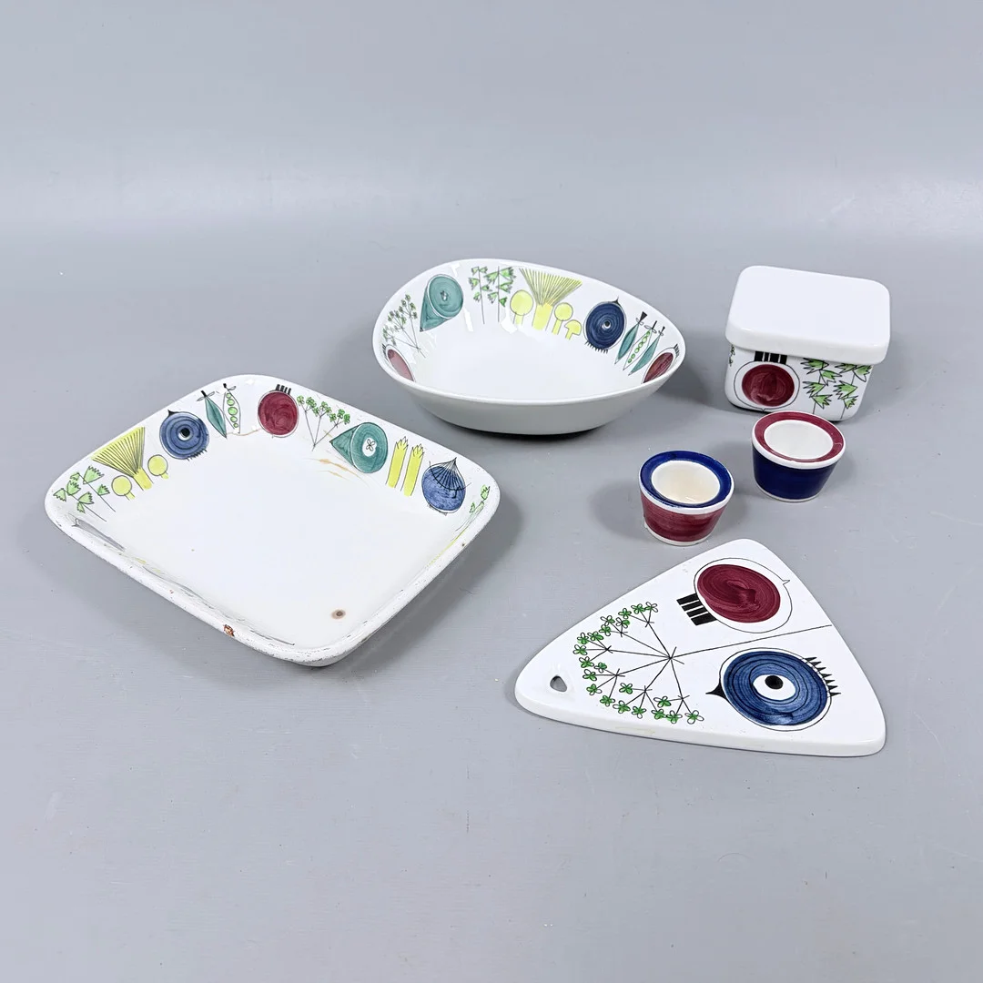MARIANNE WESTMAN. "Picknick", 6 delar, Rörstrand. — European — Auktionshuset STO Bohuslän