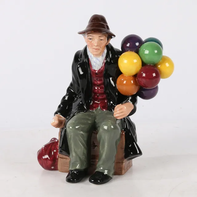 A ROYAL DOULTON FIGURE 'THE BALLOON MAN' WITH BOX.