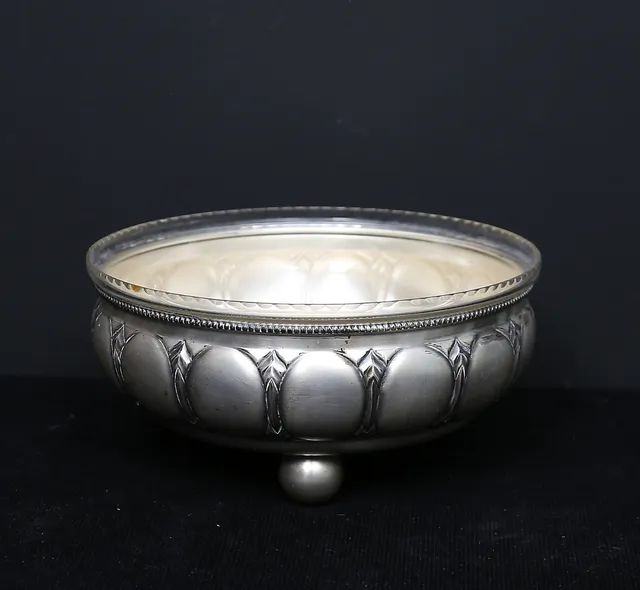 SKÅL, vitmetall och glas, WMF, Tyskland, 1900-talets första hälft.
