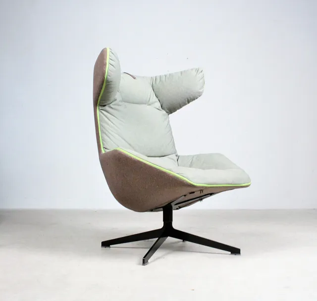 ALFREDO HÄBERLI. für Moroso "Take A Soft Line For A Walk" Drehsessel.