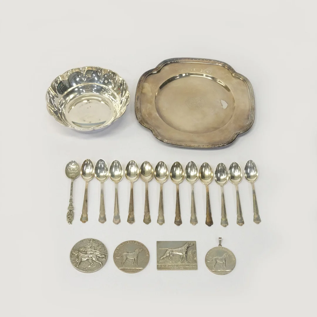 PARTI SILVER BL.A, SKEDAR, MEDALJER MM. — Silver — Björnssons Auktionskammare