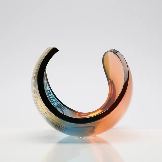 LENA BERGSTRÖM. skulptur, glas, Limited Edition, Kosta Boda, signerad och numrerad 293/500.