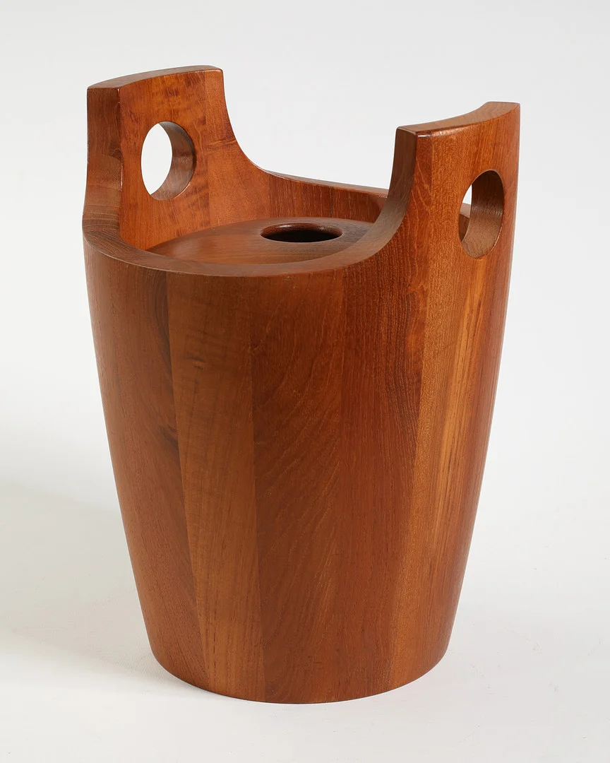 NISSEN Denmark. Eiskübel. Teakholz. (12-122). — Miscellaneous — Art and Design Auctions