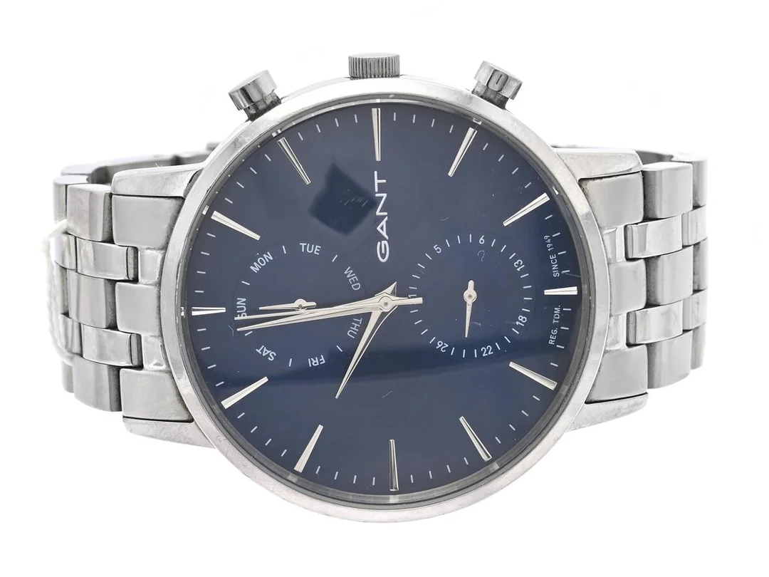 Gant Park Hill Day-Date II, quartz, dag- och datumzon, repigt safirglas, 44mm, stål, ref. W1120, repig stållänk med viklås, utan box — Klockor/Gant — Kaplans