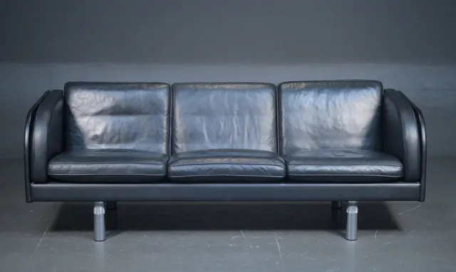 Jørgen Gammelgaard. Three-seater sofa, leather, model EJ 20/3