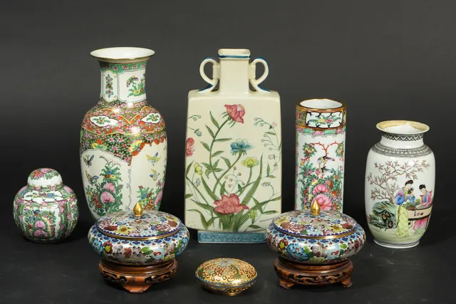 Kina / Japan / Asien: Dele porcelæn & cloisonné (8)