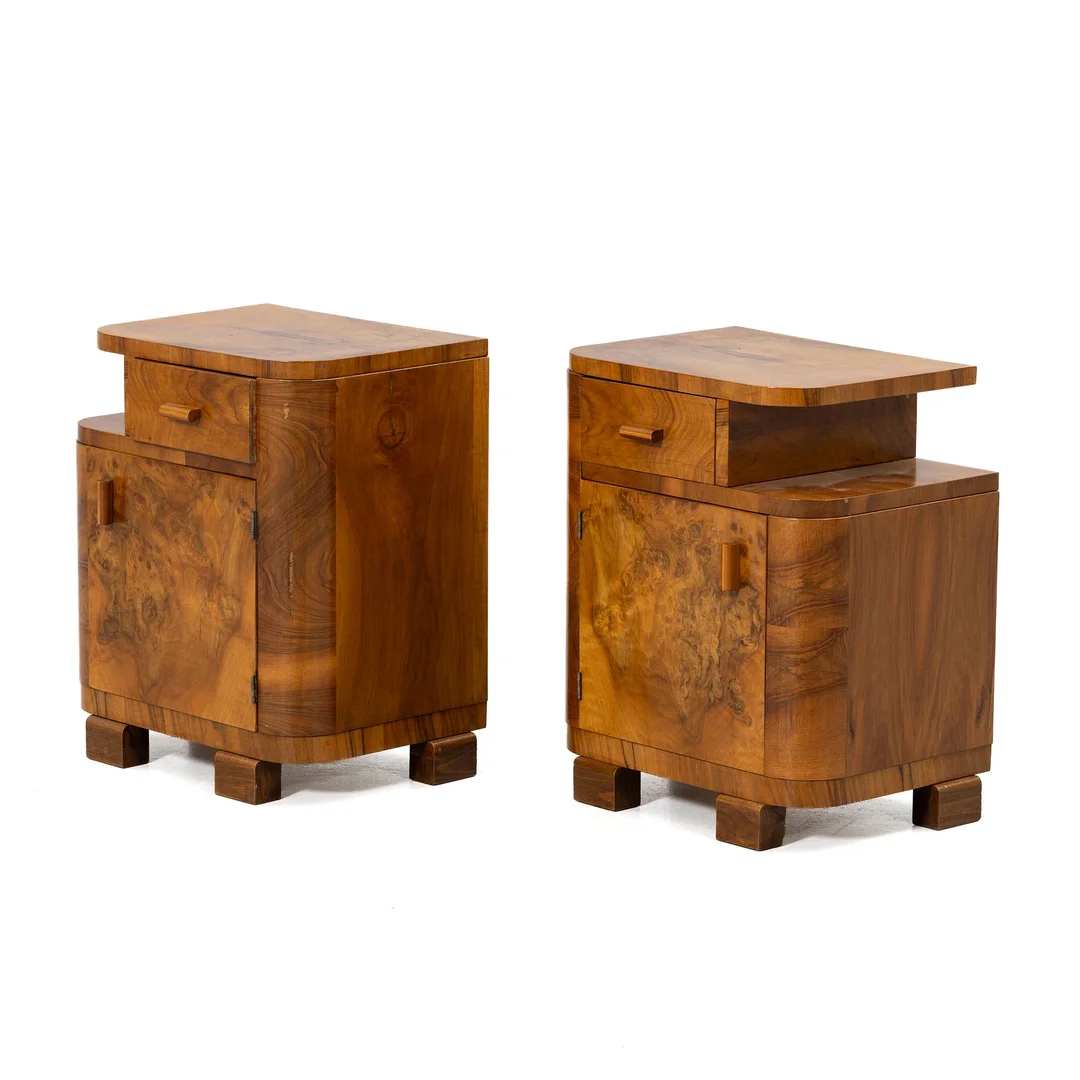 Sängbord, ett par, art deco-stil, 1900-talets mitt. — Möbler/Bord — Bukowskis