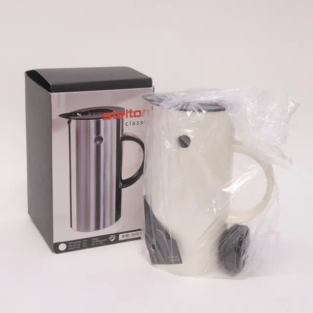 ERIK MAGNUSSON. TERMOSKANNA, "EM 77", STELTON.