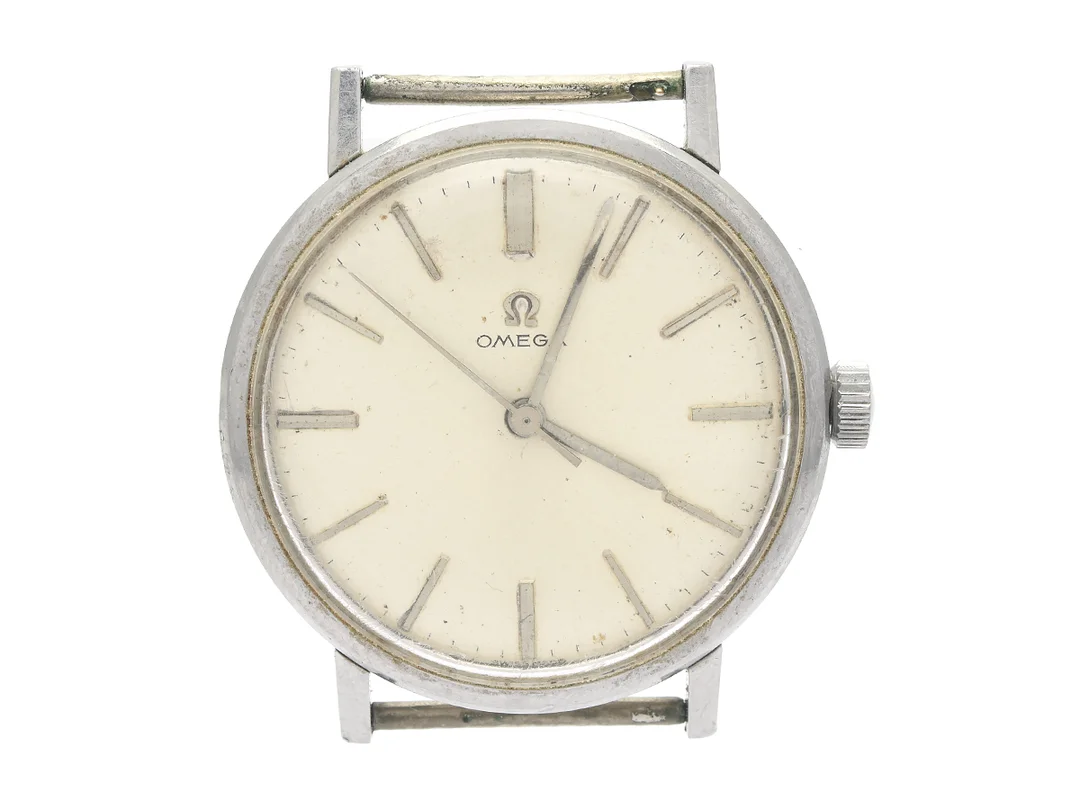 OMEGA, Genève, Cal 601, Serie nr. 21635637, Ref nr. ST 131.0019, Boett nr. 131.019, herrur, 34 mm, stål, manuell, plexiglas, skadad urtavla, defekt, ca 1964. — Klockor/Omega — Kaplans