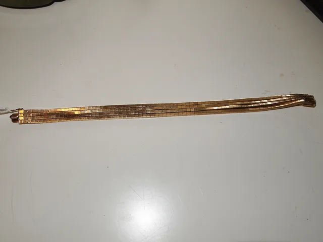 4 DELAT ARMBAND 18 K GULD UNO A ERRE AREZZO ITALIEN.