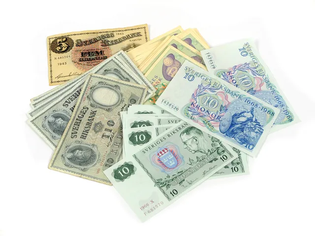 SEDLAR, 17 st 10 Kronor 1951-1968, 22 st 5 Kronor, 1943-1981, blandad kvalité