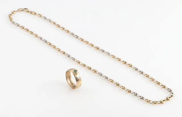 Ring and necklace made of 14 kt. gold (2)