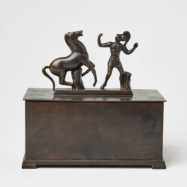 OSCAR ANTONSSON. "Hästbetvingaren", cigarrskrin, Ystad Brons, 1930-tal.