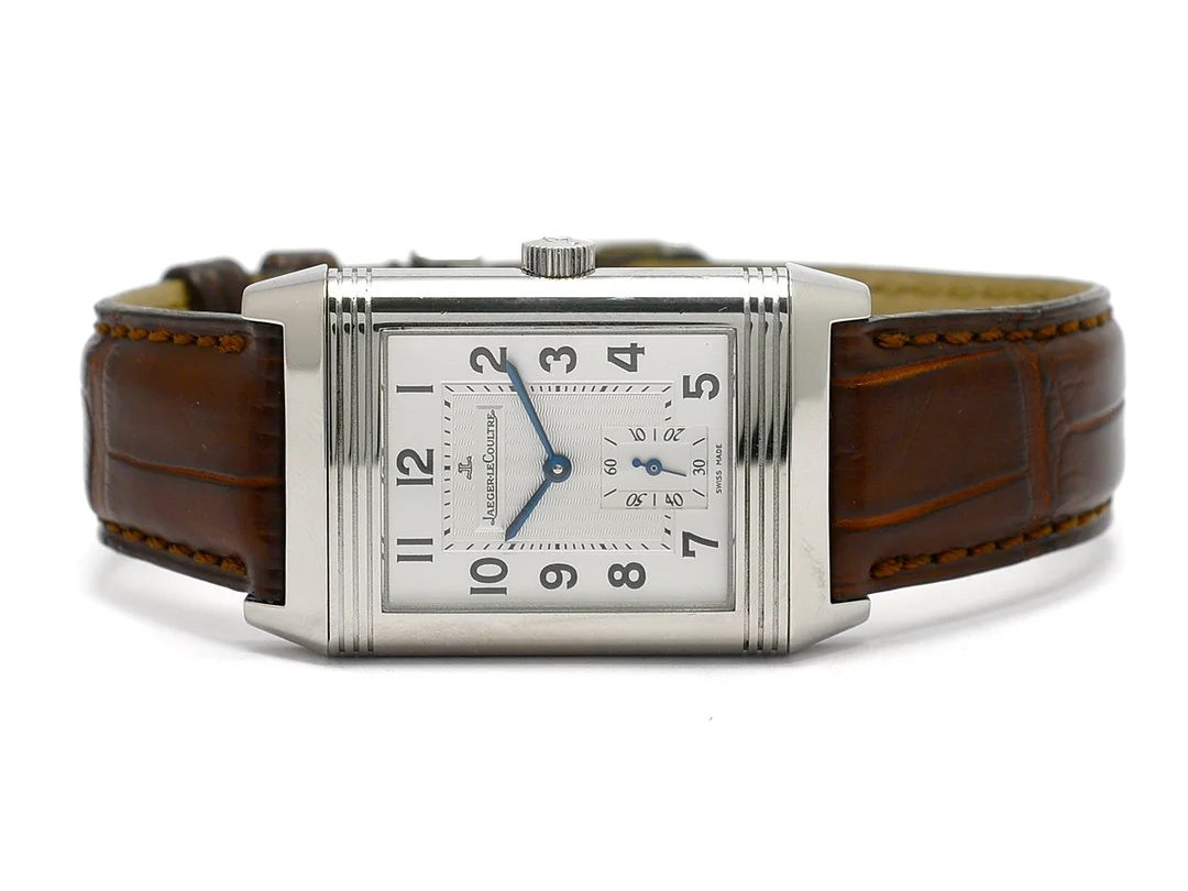 JAEGER-LE COULTRE, Reverso, Grande Taille, Cal 822, Serie nr. 2600519, Ref nr. 270.84.10, Boett nr. 270.8.62, herrur, 26 x 36,5 (42,3) mm, stål, manuell, safirglas, liten sekundvisare, läderband, viklås, cert, mars 2009, box, ytterkartong. — Klockor/Jaeger-Le Coultre — Kaplans
