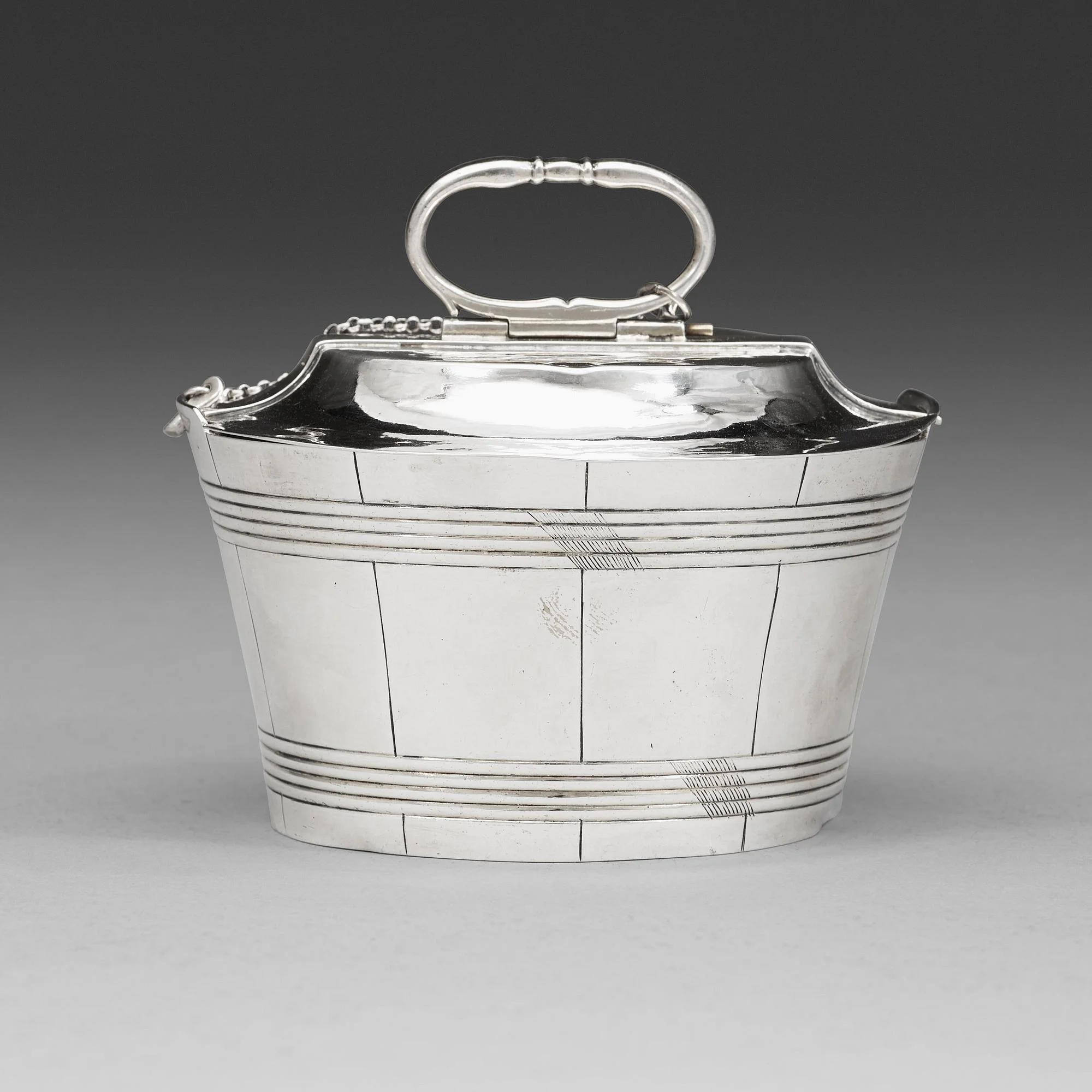 JOHAN PETTERSSON BERG, Norrköping 1759, smörtina, silver. — Bukowskis