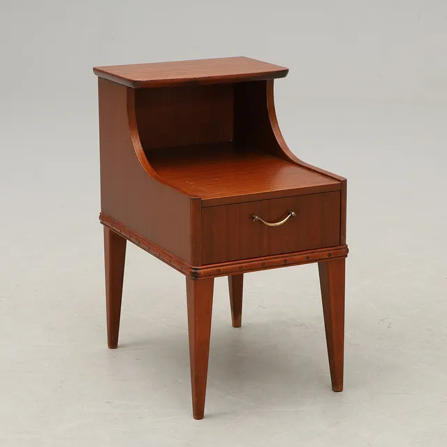 SÄNGBORD, 1900-tal.