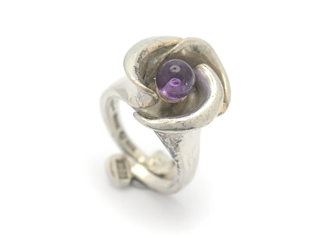 ROBBERT, ring, sterlingsilver, ametist, stl 16 m, vikt 9,6 g. — Smycken/Ring — Kaplans