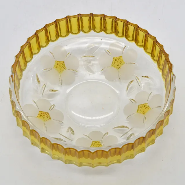 WALTHER-GLAS GMBH & CO.KG, SCHALE, KRISTALLGLAS, BLUMEN, HANDGESCHLIFFEN, BERNSTEINFARBEN, UM 1960/70ER JAHRE.