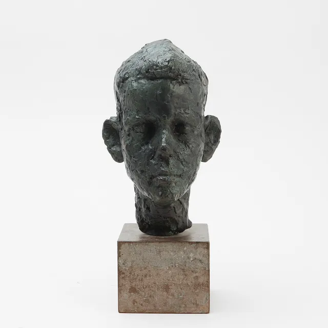STIG EVERT LINDBERG. TILLSKRIVEN. Skulptur, grönpatinerad brons, ej signerad.