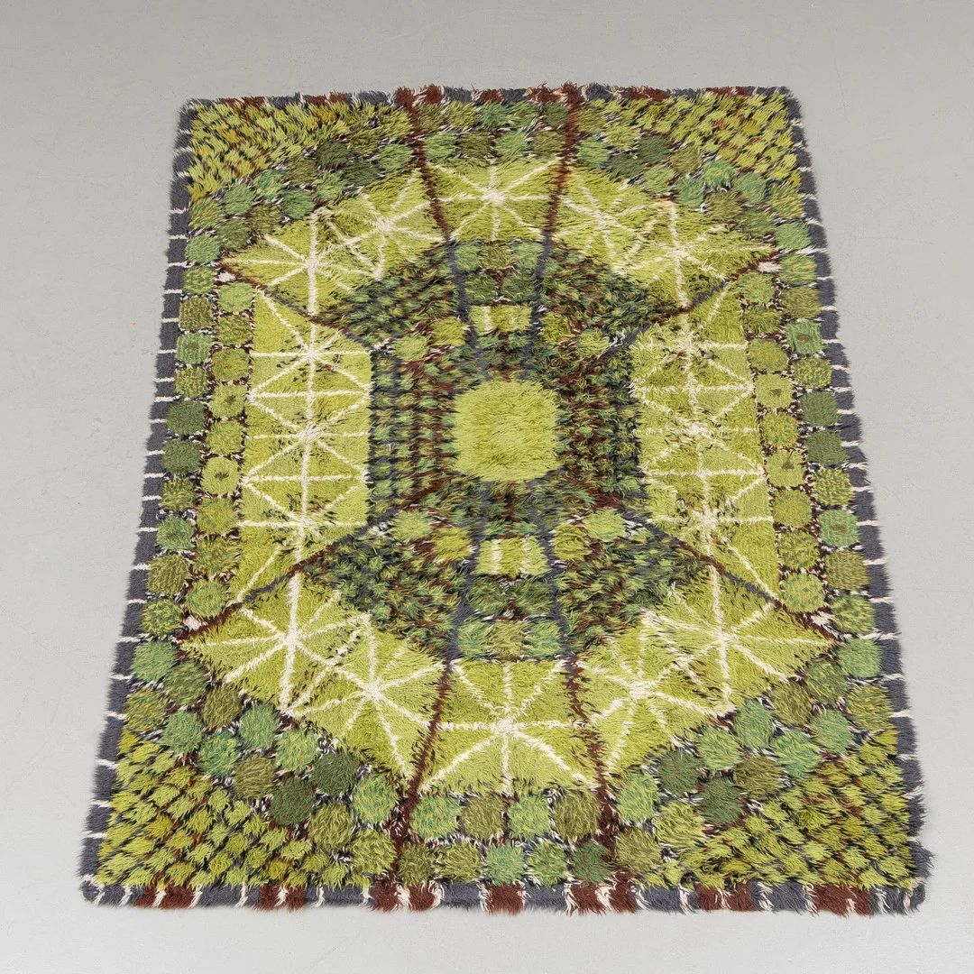MARIANNE RICHTER. ryamatta, "Löfstad", Östergyllen, Wahlbecks fabriker, ca 230x160 cm. — European Carpets & Textiles — Garpenhus Auktioner