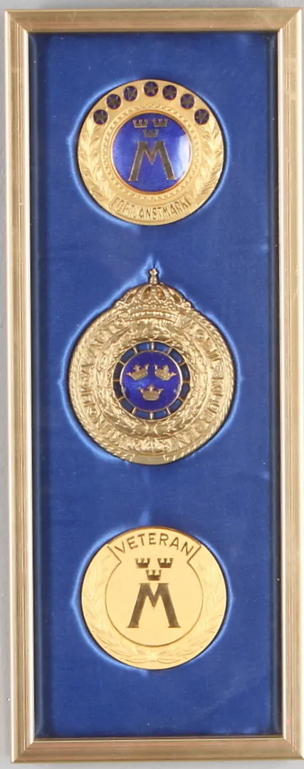 PLAKETTER, 3 st, ramade, bla Kungliga Automobil Klubben.
