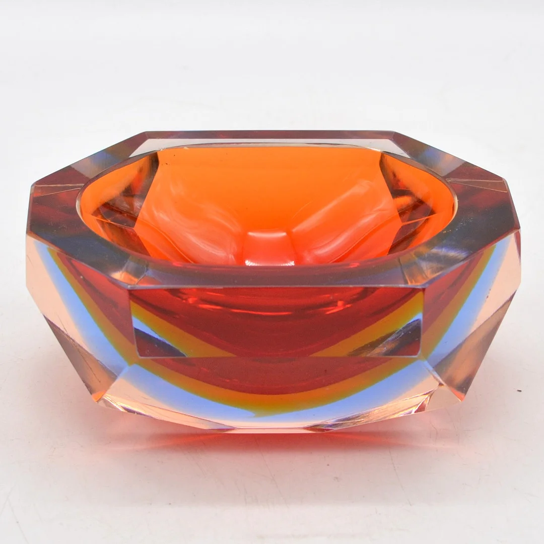 FLAVIO POLI. MURANO DESIGNERSCHALE, SOMMERSO, FACETTIERTE WANDUNG, ITALIEN, UM 1950. — Art glass — Kunst- und Auktionshaus Kleinhenz