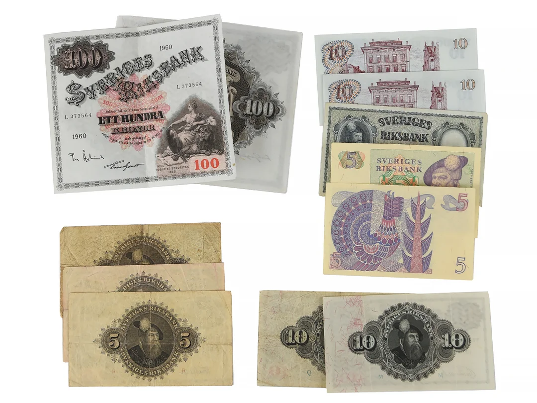SEDLAR, 2 st 100 Kr 1960-1961, 5 st 10 Kr 1932-1968, 5 st 5 Kr 1947-1978, blandad kvalité. — Mynt/Sedel — Kaplans