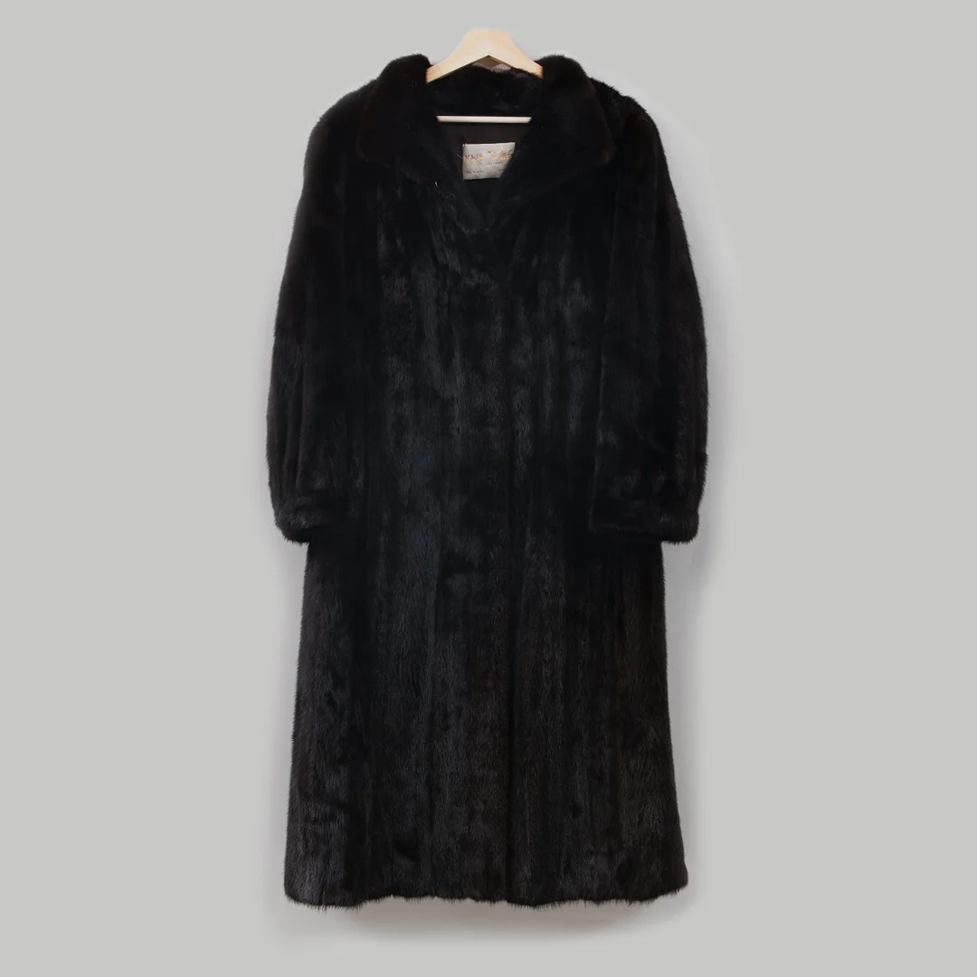 KAPPA, Sagamink, Kajs Päls, Göteborg. — Vintage & Designer Fashion — Göteborgs Auktionsverk